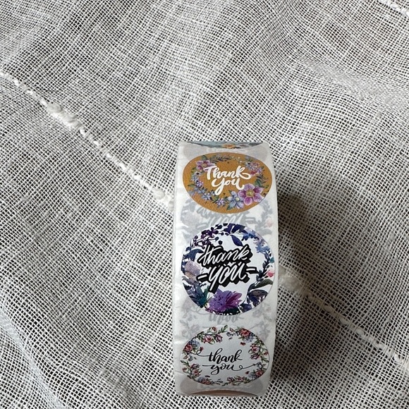 Thank You Stickers Roll of 500 3/4" round stickers Varied Colorful Floral NWT % - Picture 4 of 7